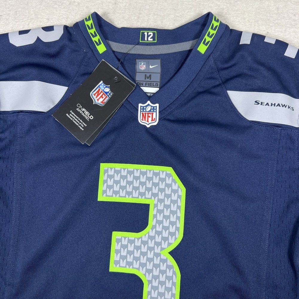 Nike Seattle Seahawks Russell Wilson #3 Football Jersey Youth Size M‎